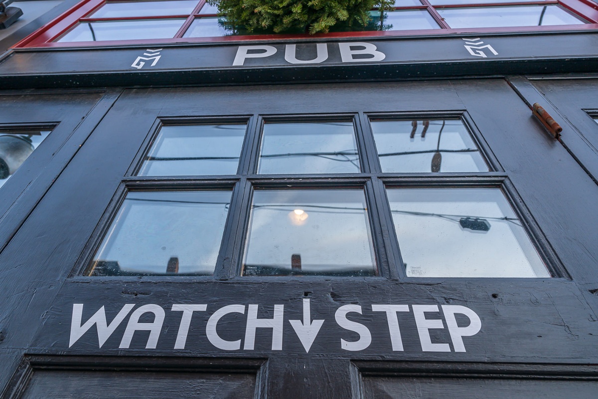 Outside view of pub. Mind the step.