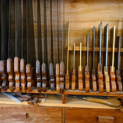 So many saws.