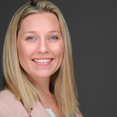 vermont-professional-headshot_Tiffany_667-0148.jpg